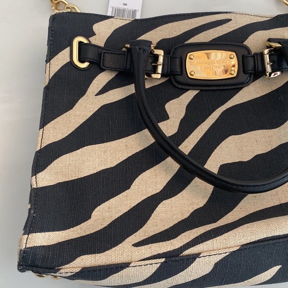 NWT Michael Kors Hamilton zebra large tote. - Picture 2 of 16